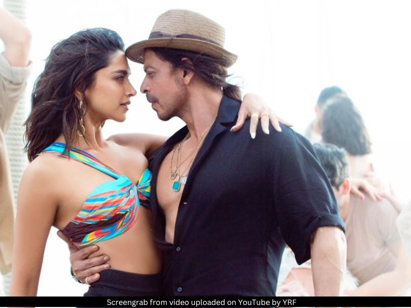 Deepika Padukone and SRK 