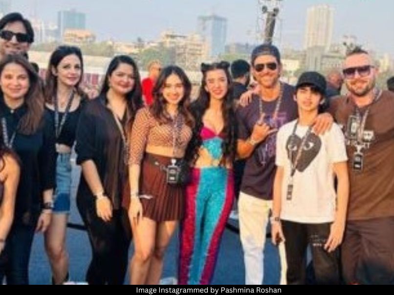 Hrithik Roshan with Saba Azad
