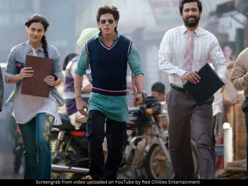 Taapsee Pannu, SRK and Vicky Kaushal 