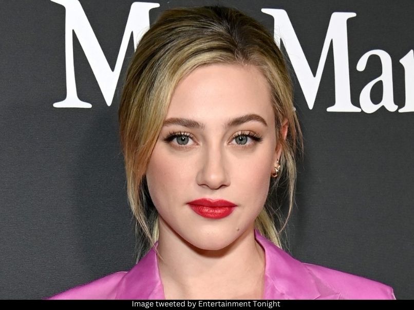 Lili Reinhart 