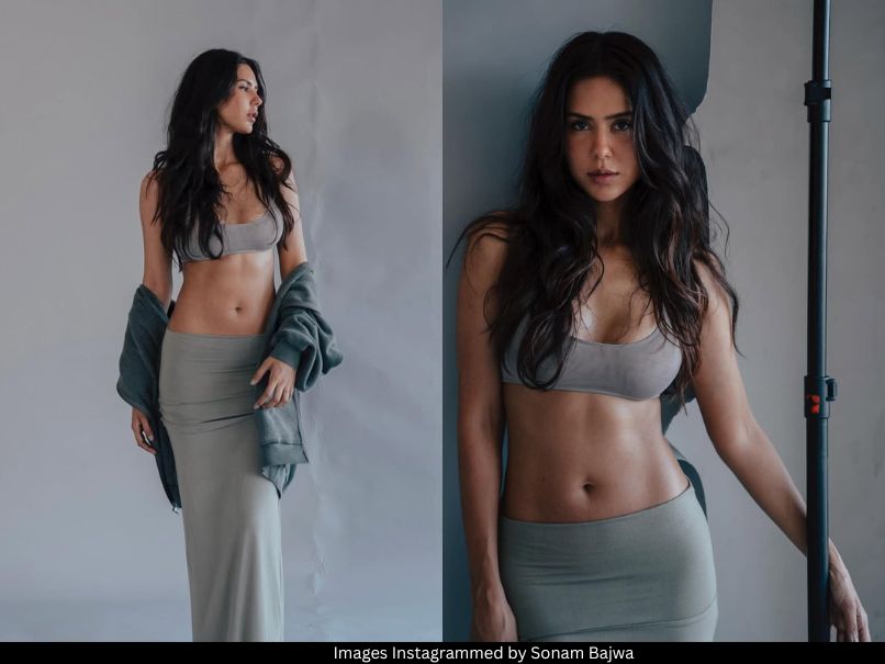  Sonam Bajwa 