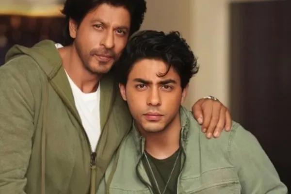 Shah Rukh Khan and Aryan Khan 