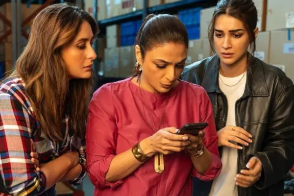 Kriti Sanon Kareena Kapoor Tabu