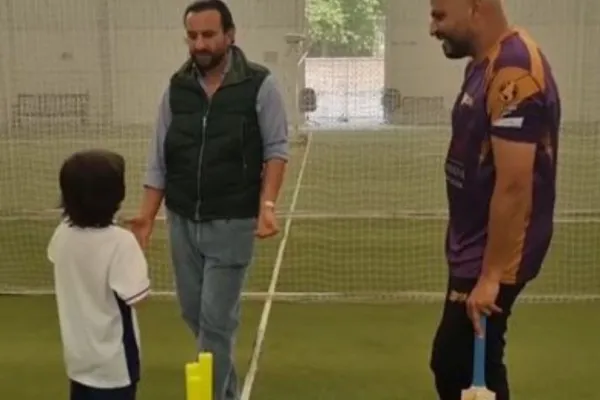 Saif Ali Khan with Taimur 