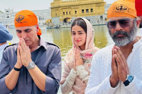 Akshay Kumar Ananya Panday R Madhavan