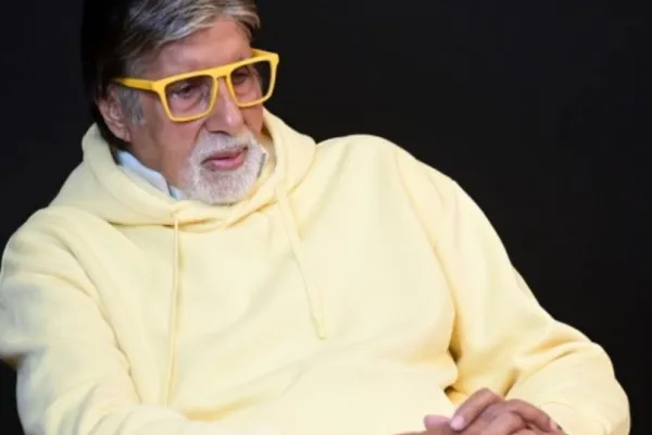  Amitabh Bachchan
