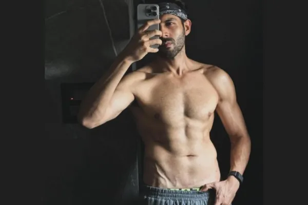 Kartik Aaryan